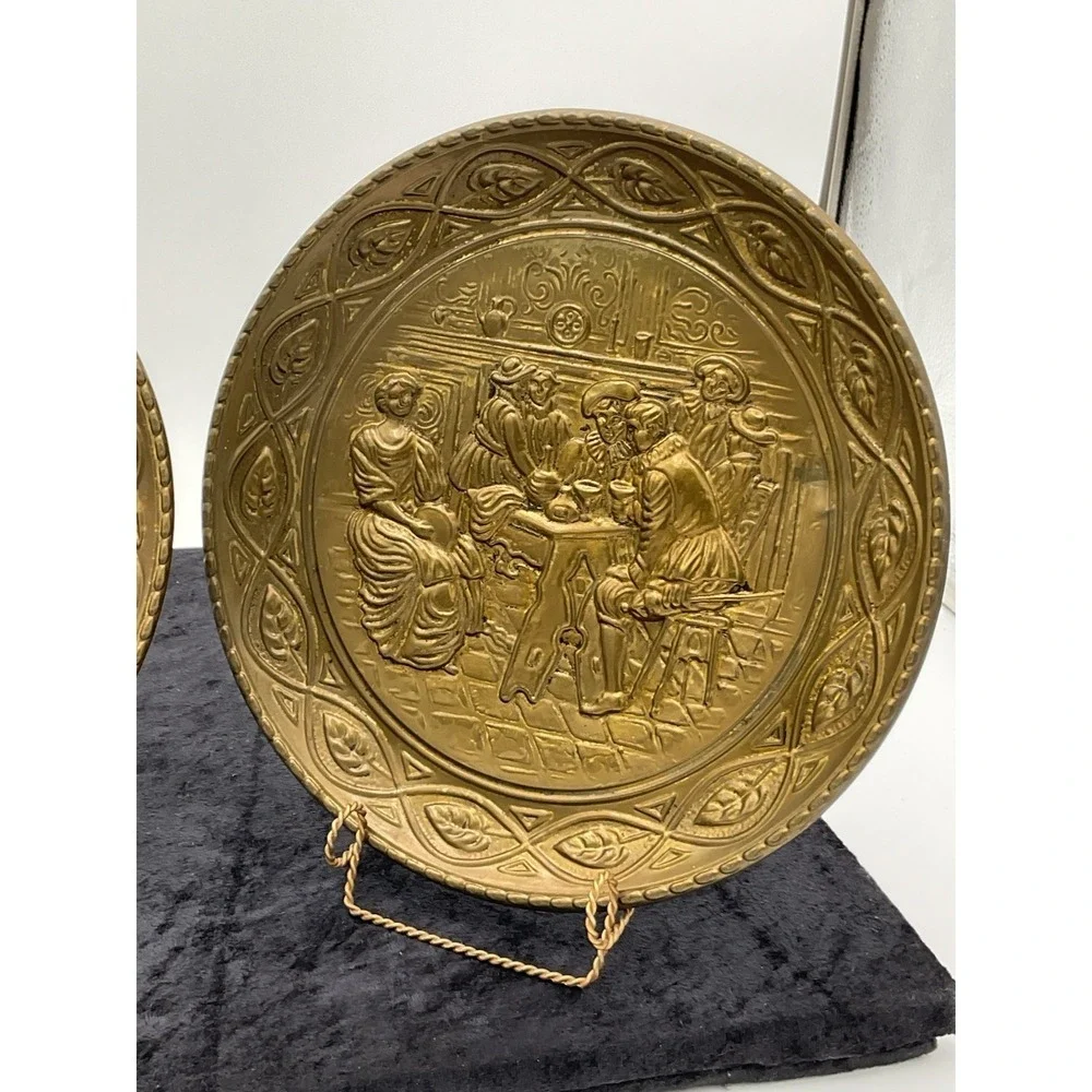 Brass English Pub Embossed Wall Hanging/Plates— Vintage 9.5